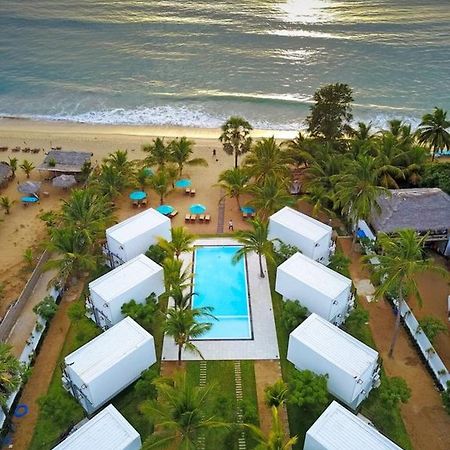 Arugambay Roccos Hotel Baía de Arugam Exterior foto