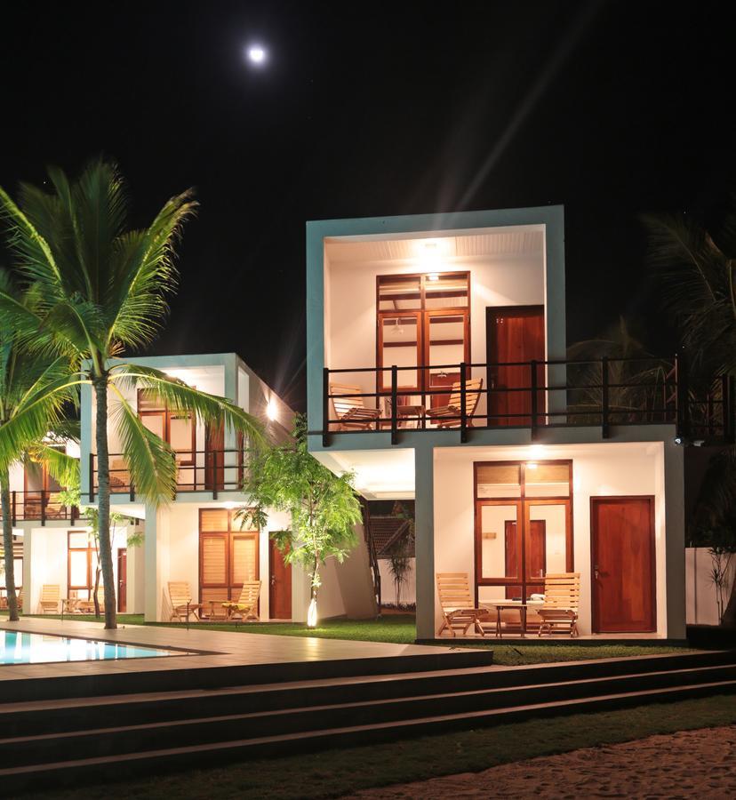 Arugambay Roccos Hotel Baía de Arugam Exterior foto