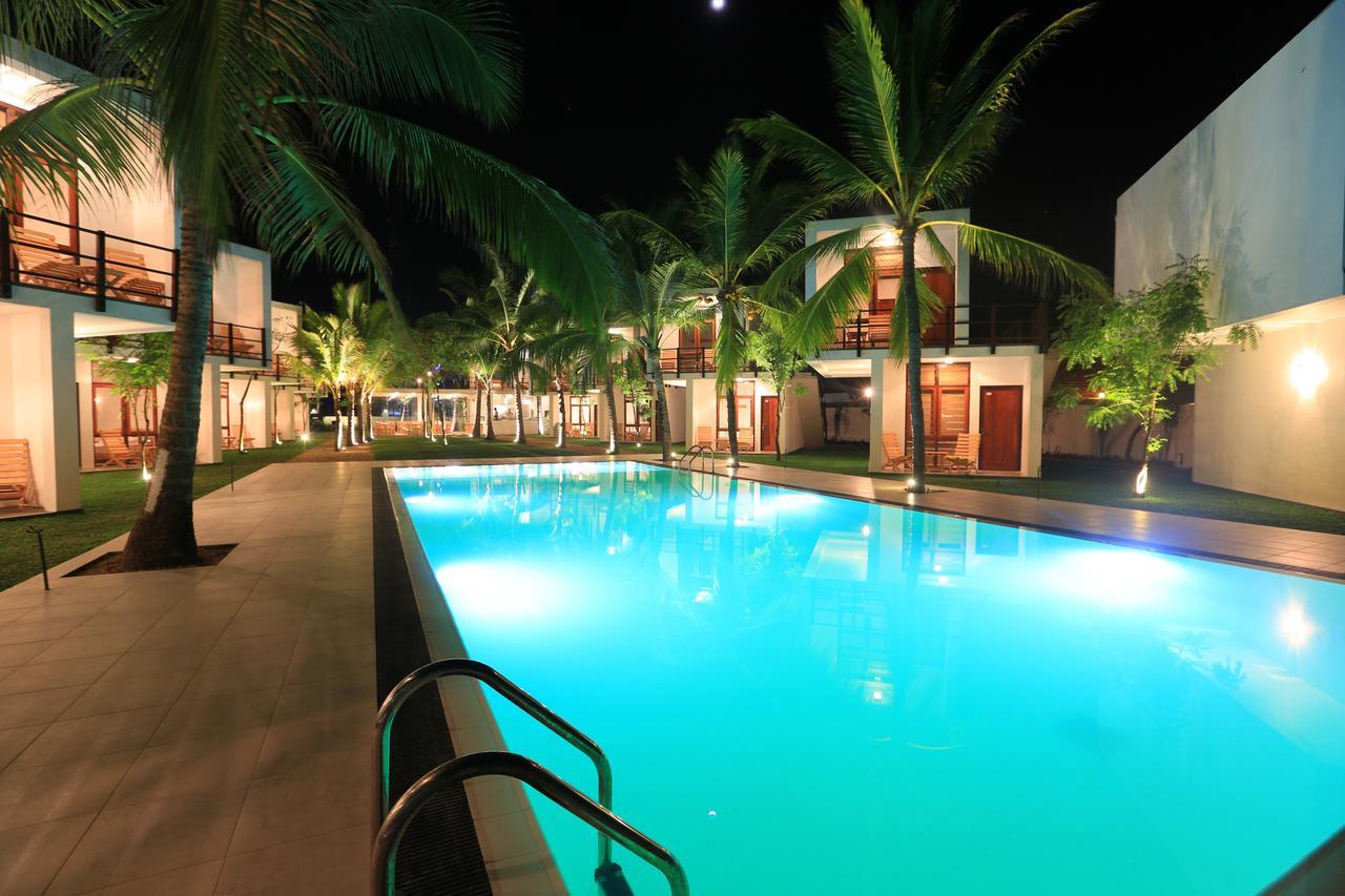 Arugambay Roccos Hotel Baía de Arugam Exterior foto