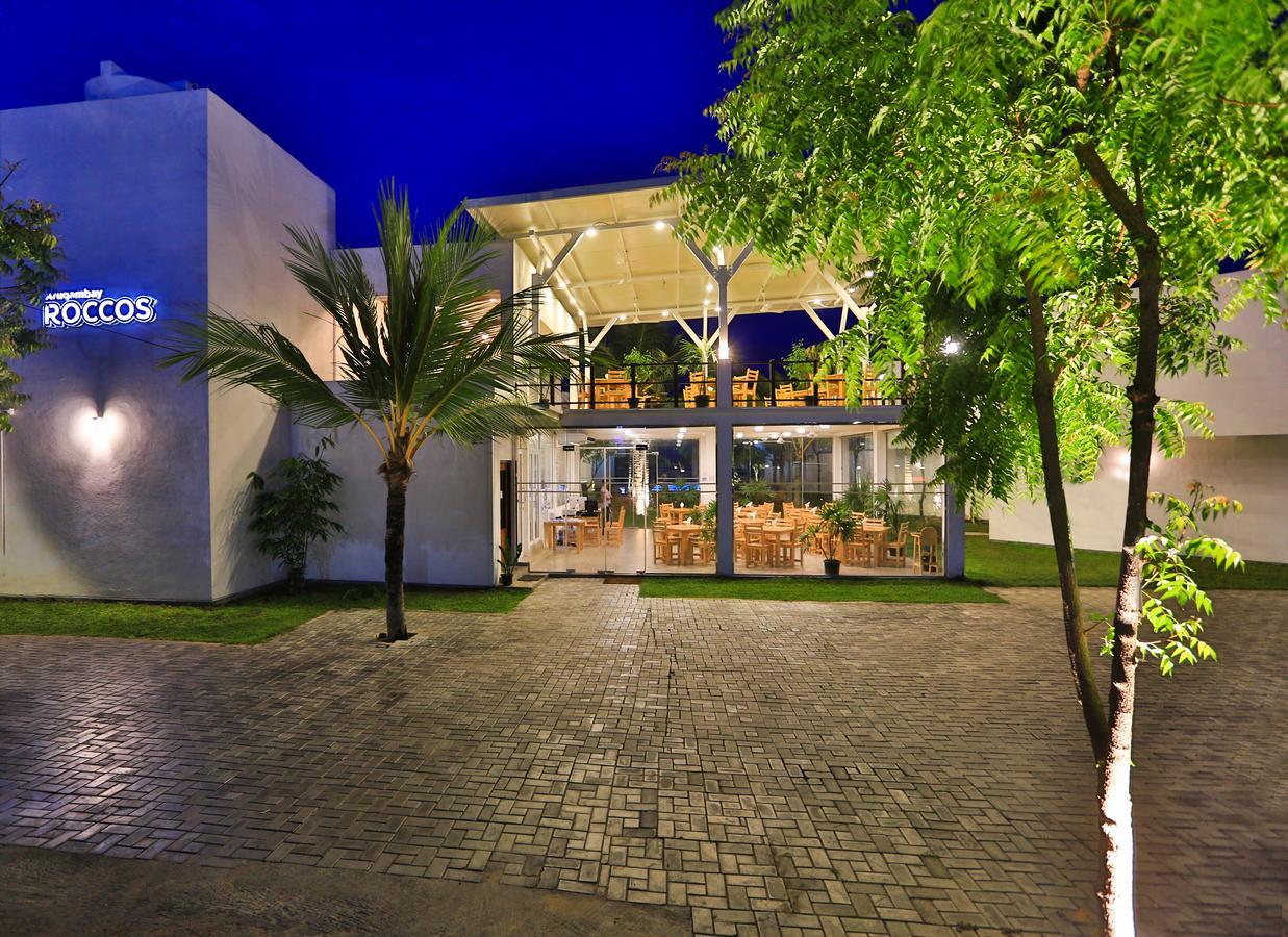 Arugambay Roccos Hotel Baía de Arugam Exterior foto